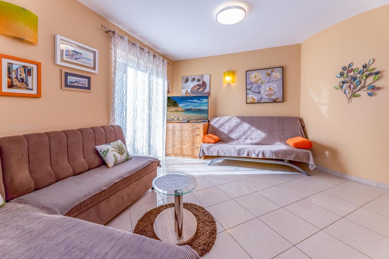 Apartments Lovorka Baška Dış mekan fotoğraf