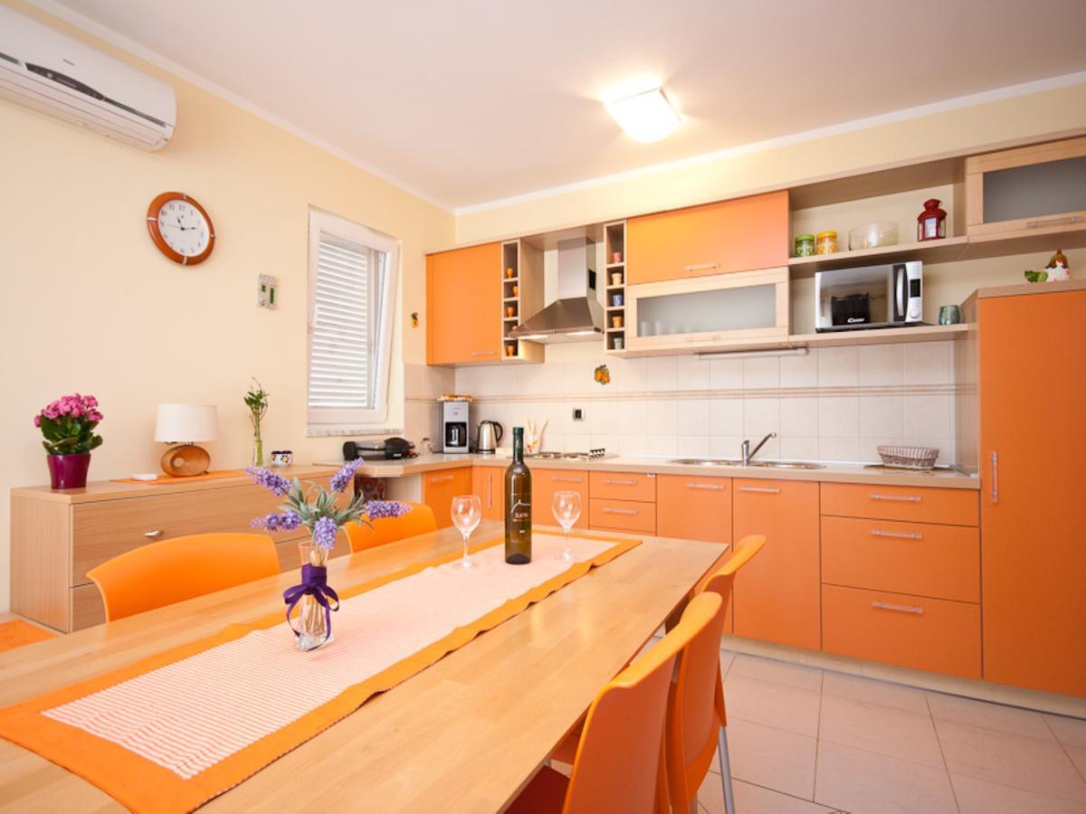 Apartments Lovorka Baška Dış mekan fotoğraf